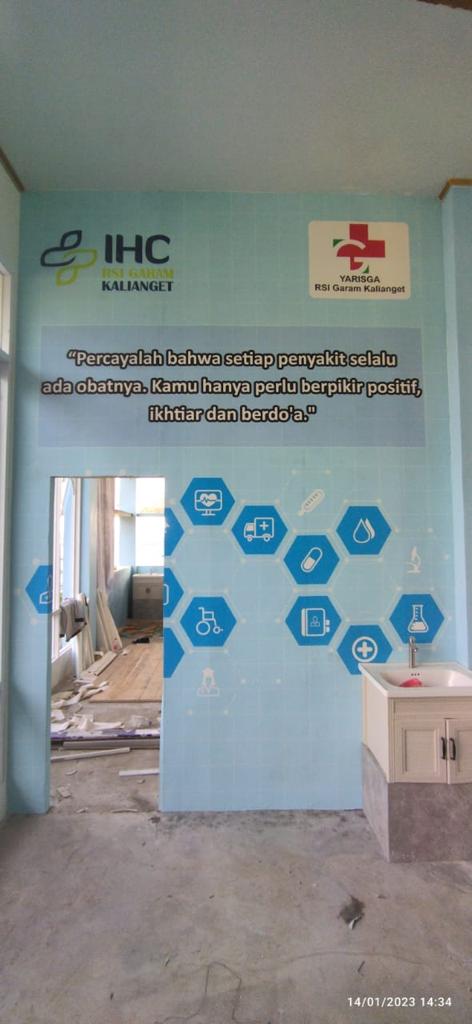 Project Pasang Wallpaper Dinding Vinyl