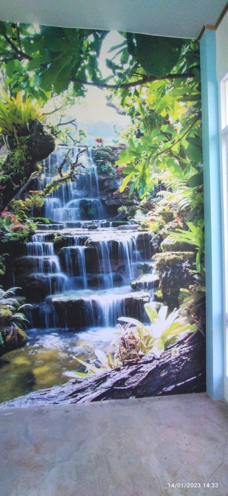 Project Pasang Wallpaper Dinding Vinyl