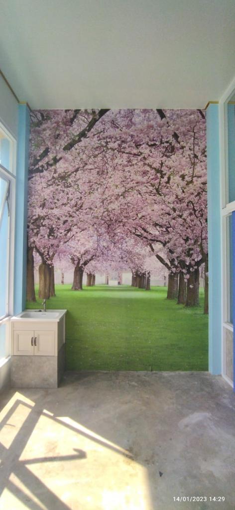 Project Pasang Wallpaper Dinding Vinyl